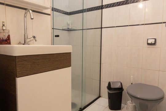 Banheiro de apartamento para alugar com 1 quarto, 25m² em Bela Vista, São Paulo