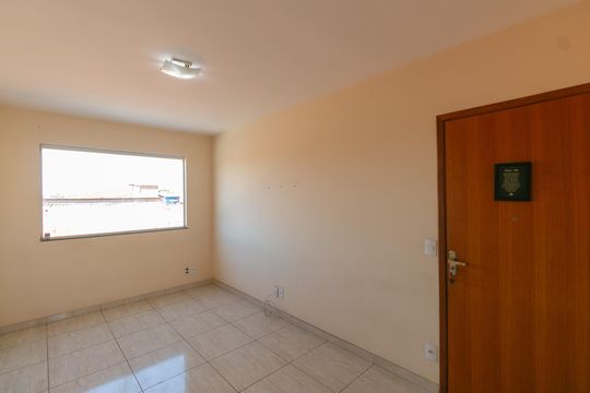 Apartamento à venda com 2 quartos, 60m² em Serrano, Belo Horizonte