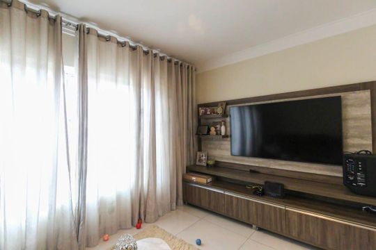 Casa à venda com 3 quartos, 174m² em Jardim Vila Formosa, São Paulo