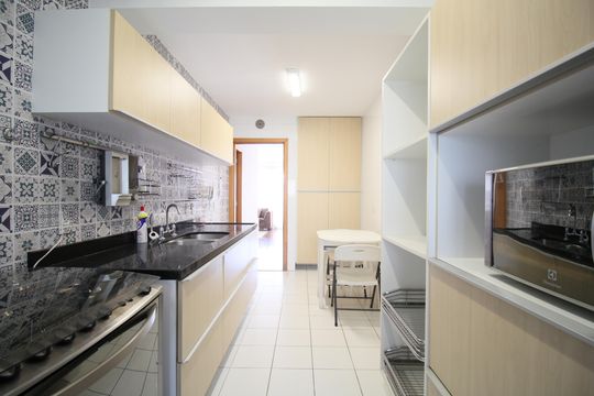 Cozinha de apartamento para alugar com 3 quartos, 131m² em Vila Andrade, São Paulo