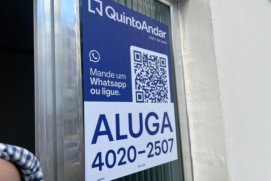 Placa de apartamento para alugar com 3 quartos, 63m² em Centro, Juiz de Fora