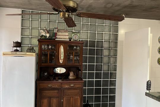 Sala de casa à venda com 4 quartos, 440m² em Jacarepaguá, Rio de Janeiro