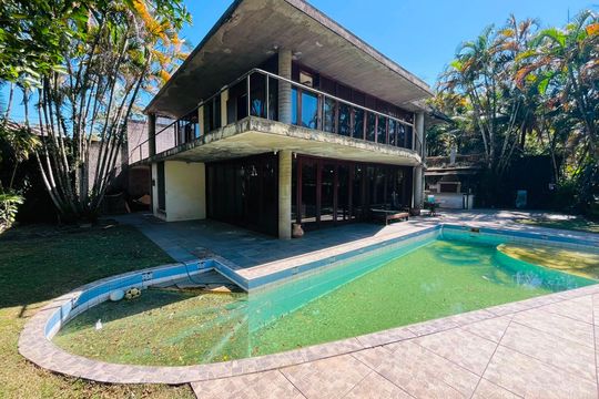 Casa à venda com 4 quartos, 440m² em Jacarepaguá, Rio de Janeiro