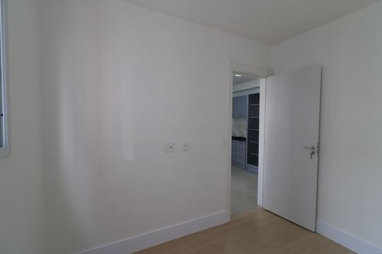 Quarto 1 de apartamento para alugar com 2 quartos, 33m² em Jardim Sabara, São Paulo