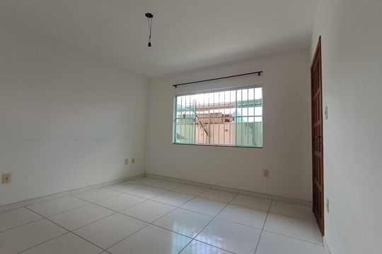 SALA de apartamento para alugar com 2 quartos, 62m² em Extensão do Bosque, Rio das Ostras