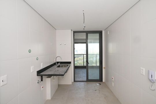 Cozinha de apartamento à venda com 3 quartos, 142m² em Real Parque, São Paulo