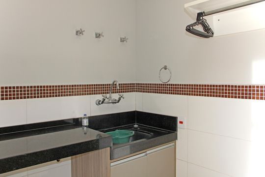 Área de serviço de casa de condomínio para alugar com 4 quartos, 390m² em Jardim Paulista, Vinhedo