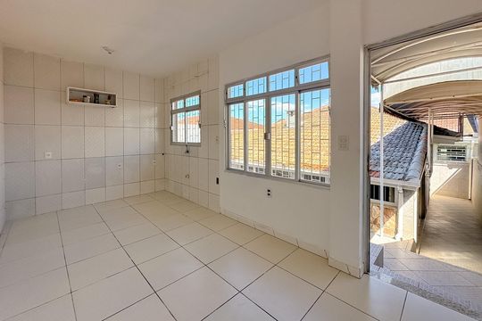 Sala/Cozinha de casa para alugar com 4 quartos, 150m² em Areias, São José