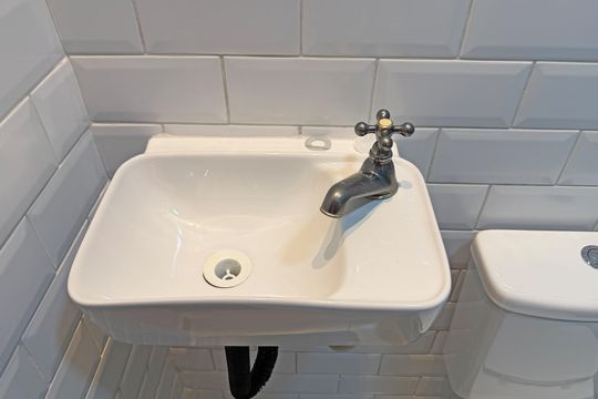 Banheiro da Suíte de casa para alugar com 3 quartos, 133m² em Vila Mathias, Santos