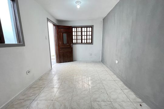 Casa para alugar com 1 quarto, 60m² em Jardim Luísa, São Paulo