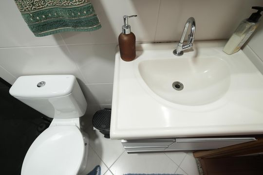 Banheiro da Suíte de apartamento à venda com 3 quartos, 80m² em Utinga, Santo André