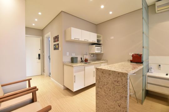 Studio de kitnet/studio para alugar com 1 quarto, 27m² em Centro, Curitiba