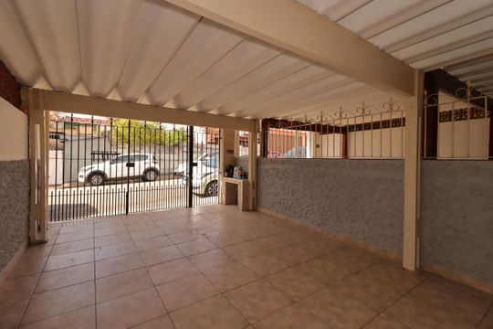 Garagem de casa para alugar com 2 quartos, 92m² em Jardim Bela Vista, Santo André