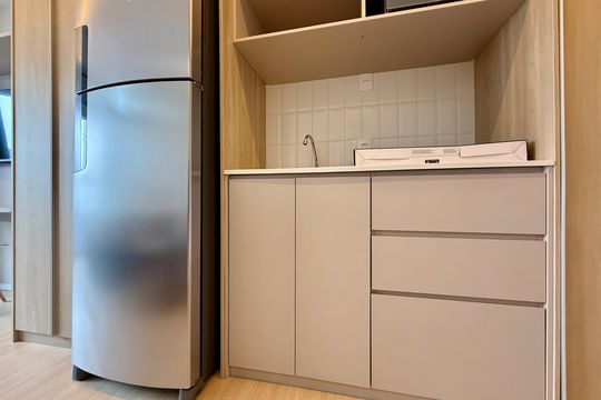 Cozinha  de kitnet/studio para alugar com 1 quarto, 27m² em Brooklyn, São Paulo