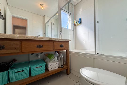 Banheiro - Suíte de apartamento à venda com 2 quartos, 70m² em Vila Dayse, São Bernardo do Campo