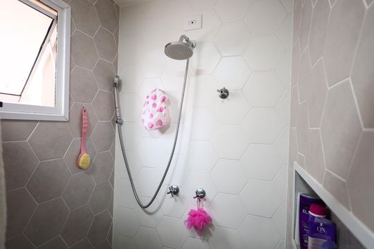 Banheiro da Suíte 1 de apartamento à venda com 3 quartos, 69m² em Jaguaribe, Osasco