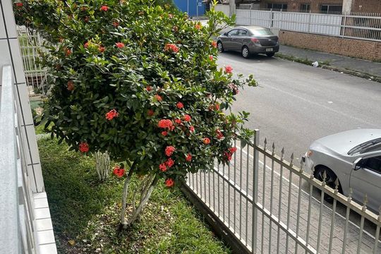 Varanda de apartamento para alugar com 1 quarto, 70m² em Vila Tupi, Praia Grande