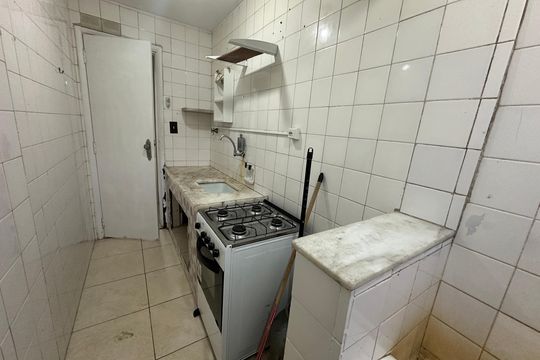 Cozinha e Área de Serviço de apartamento para alugar com 1 quarto, 35m² em Itararé, São Vicente