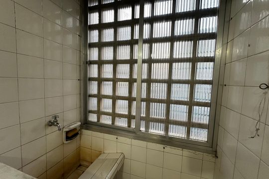 Cozinha e Área de Serviço de apartamento para alugar com 1 quarto, 35m² em Itararé, São Vicente