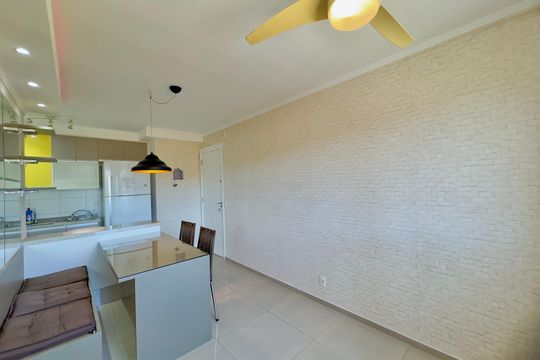 Sala de apartamento para alugar com 2 quartos, 45m² em Jardim Las Vegas, Guarulhos