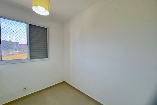 Quarto 2 de apartamento para alugar com 2 quartos, 45m² em Jardim Las Vegas, Guarulhos