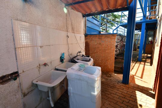 Lavanderia de kitnet/studio para alugar com 1 quarto, 40m² em Cidade Universitária, Campinas