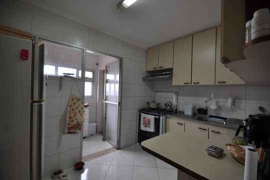 Cozinha de apartamento à venda com 2 quartos, 75m² em Vila Guilherme, São Paulo