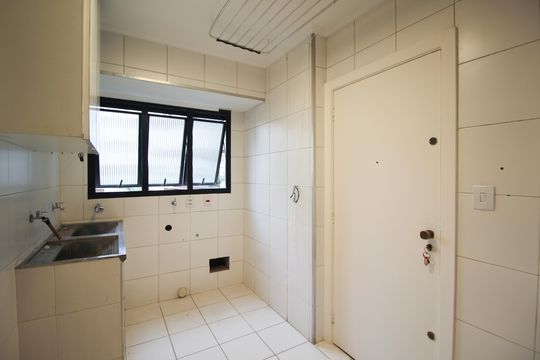 Área de Serviço de apartamento para alugar com 4 quartos, 190m² em Itaim Bibi, São Paulo