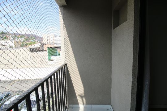 Varanda de apartamento para alugar com 2 quartos, 47m² em Vaz Lobo, Rio de Janeiro