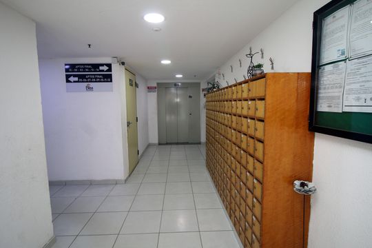 Área comum - Elevador de apartamento para alugar com 2 quartos, 47m² em Vaz Lobo, Rio de Janeiro
