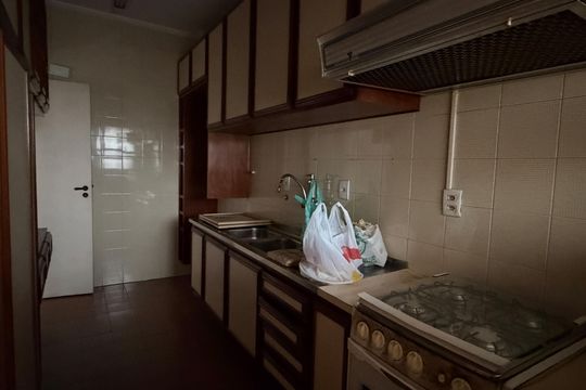 Cozinha e Área de Serviço de apartamento para alugar com 2 quartos, 83m² em José Menino, Santos
