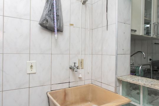 Área de Serviço de apartamento para alugar com 2 quartos, 44m² em Colônia (zona Leste), São Paulo