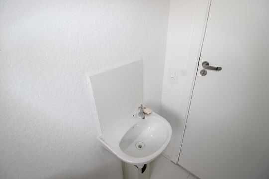 Banheiro de apartamento para alugar com 2 quartos, 41m² em Colônia (zona Leste), São Paulo