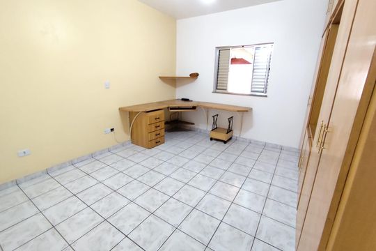 Casa à venda com 2 quartos, 130m² em Vila Bertioga, São Paulo