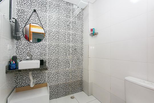 Banheiro de apartamento à venda com 2 quartos, 40m² em Artur Alvim, São Paulo