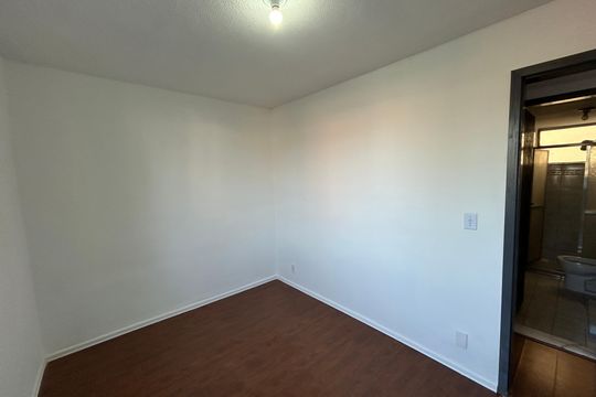Quarto 1 de apartamento para alugar com 2 quartos, 48m² em Inhaúma, Rio de Janeiro
