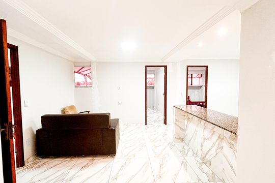 Apartamento para alugar com 2 quartos, 60m² em Aquariús, Cabo Frio