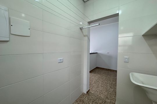 Apartamento para alugar com 2 quartos, 45m² em Jardim Maria Beatriz, Carapicuíba