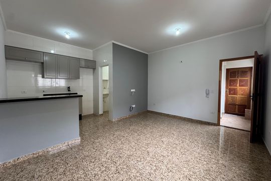 Apartamento para alugar com 2 quartos, 45m² em Jardim Maria Beatriz, Carapicuíba