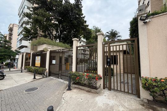 Fachada de apartamento à venda com 3 quartos, 107m² em Freguesia (jacarepaguá), Rio de Janeiro