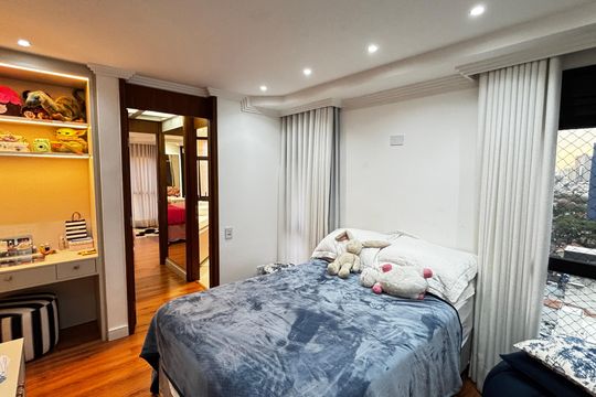 Suíte 3 de apartamento para alugar com 4 quartos, 320m² em Jardim, Santo André