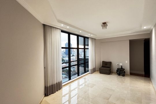 Sala de Tv de apartamento para alugar com 4 quartos, 320m² em Jardim, Santo André