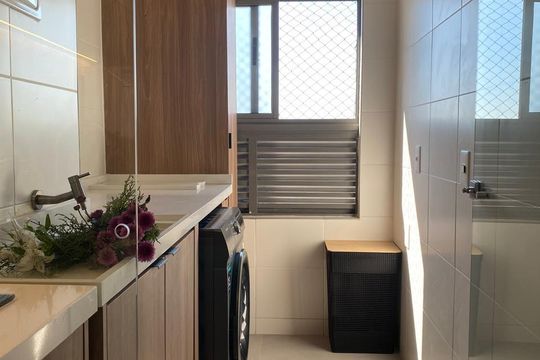 Cozinha de apartamento para alugar com 1 quarto, 46m² em Jardim Marajoara, São Paulo