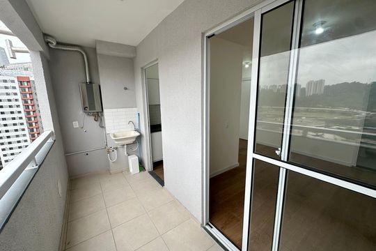 Varanda de apartamento para alugar com 2 quartos, 41m² em Várzea de Baixo, São Paulo