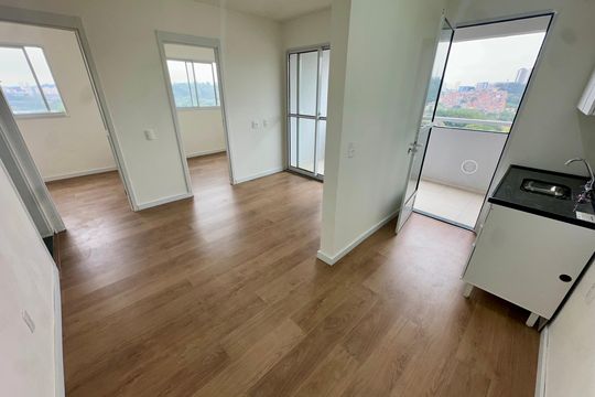 Apartamento para alugar com 2 quartos, 41m² em Várzea de Baixo, São Paulo