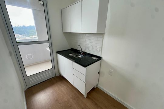 Cozinha de apartamento para alugar com 2 quartos, 41m² em Várzea de Baixo, São Paulo