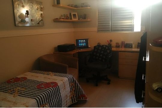 Quarto de casa à venda com 3 quartos, 150m² em Jardim Los Angeles, São Paulo