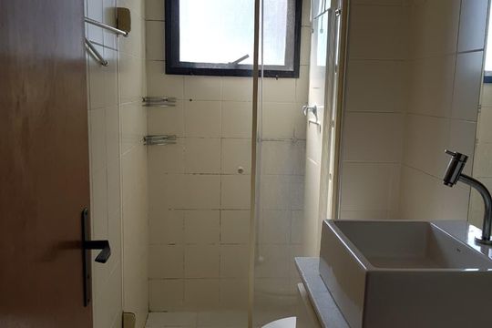 Banheiro de apartamento para alugar com 2 quartos, 65m² em Jardim Sao Paulo, Campinas