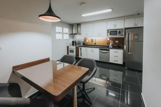 Cozinha de apartamento à venda com 4 quartos, 232m² em Vila Morumbi, São Paulo
