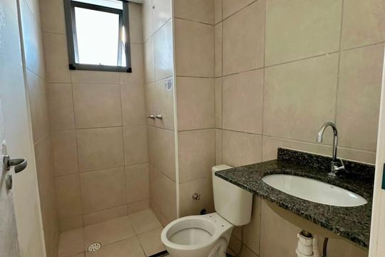 Banheiro de apartamento à venda com 1 quarto, 31m² em Santo Cristo, Rio de Janeiro